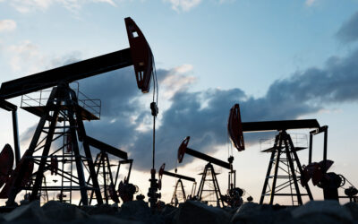 Iran War Oil Prices : Oil tanker passing through the Strait of Hormuz as global oil prices surge amid Iran conflict